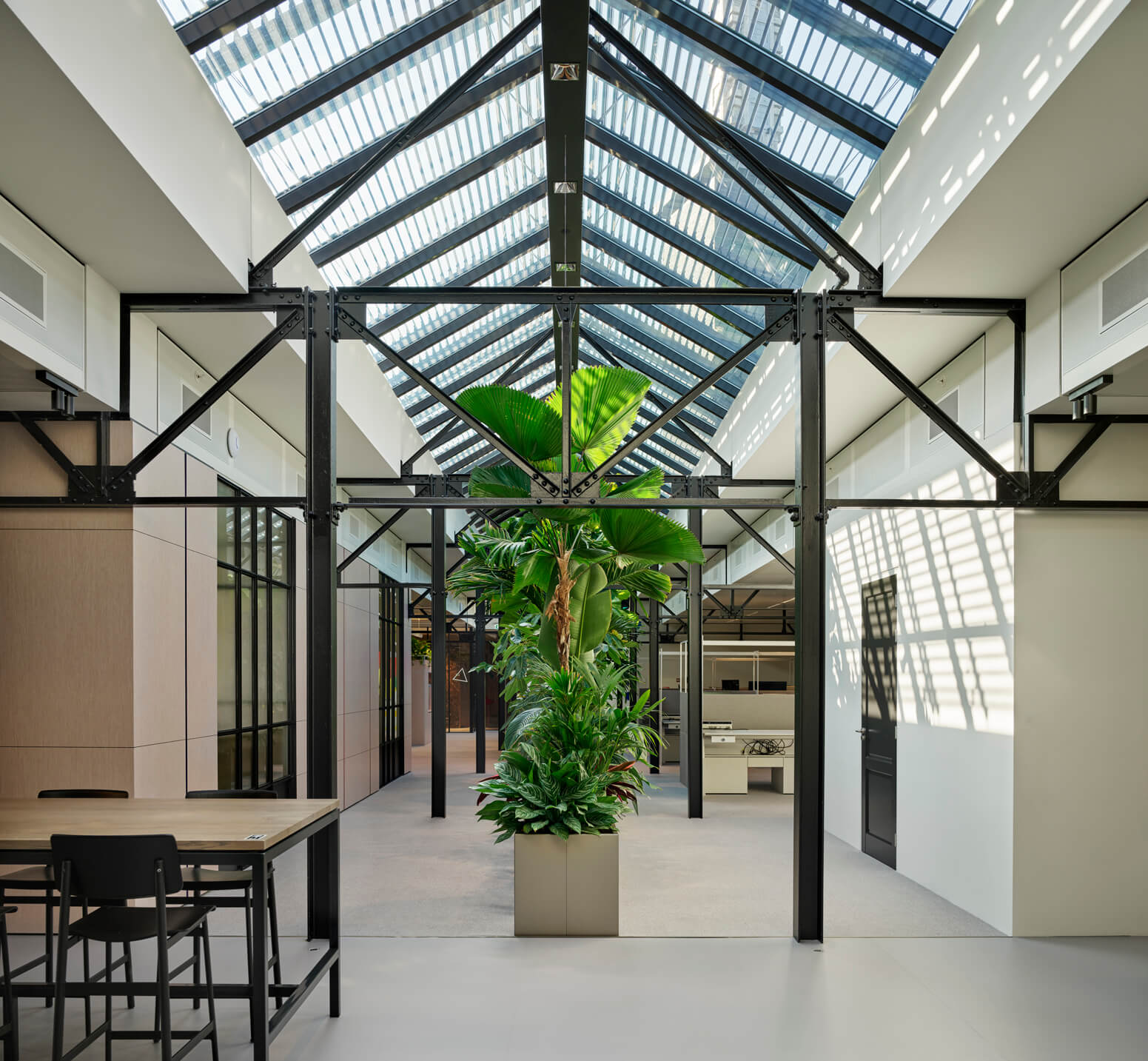 Nieuwezijds Voorburgwal A'dam 14 09 2020 127 LR