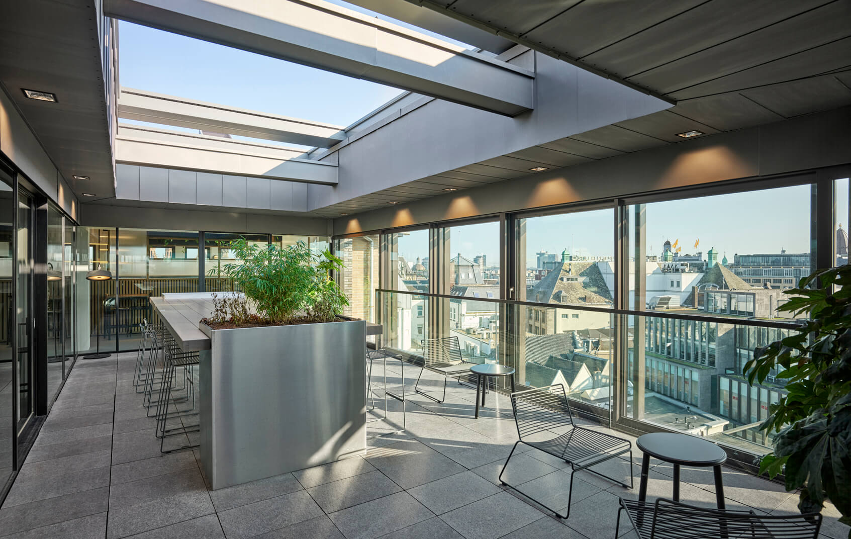 Nieuwezijds Voorburgwal A'dam 14 09 2020 70 LR