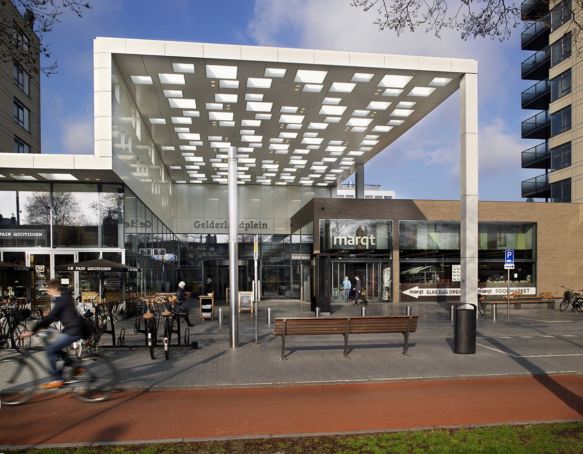 Winkelcentrum Gelderlandplein Elementhotel Amsterdam luifel entree