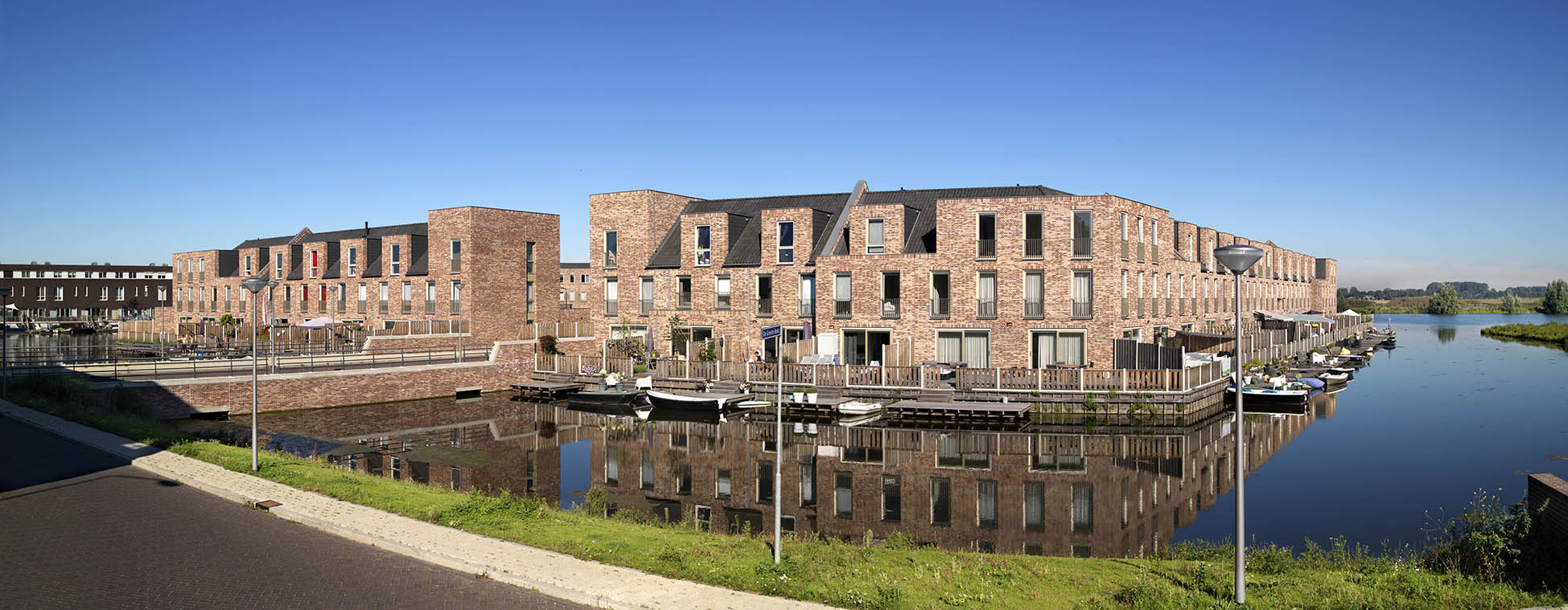 De Vlondertuinen Rosmalen uitzicht op eiland