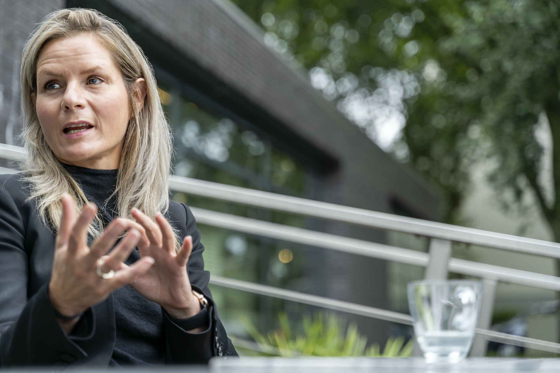 Rijnboutt Magazine 13 - Esther Fleers - door Ineke Oostveen